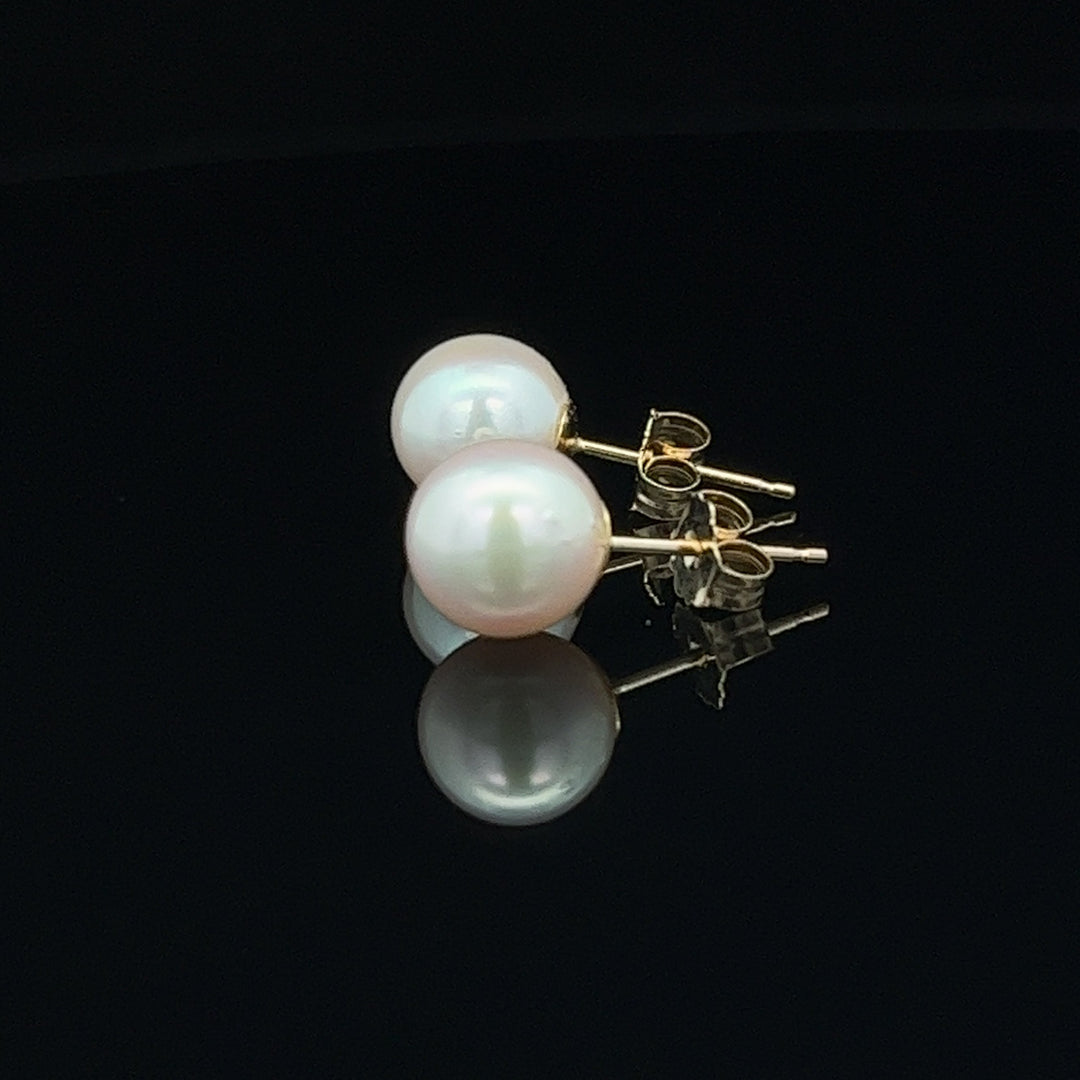 van luna - classic akoya pearl studs - workshopunderground.com