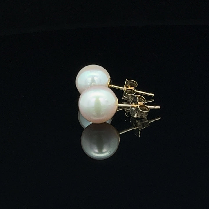 van luna - classic akoya pearl studs - workshopunderground.com