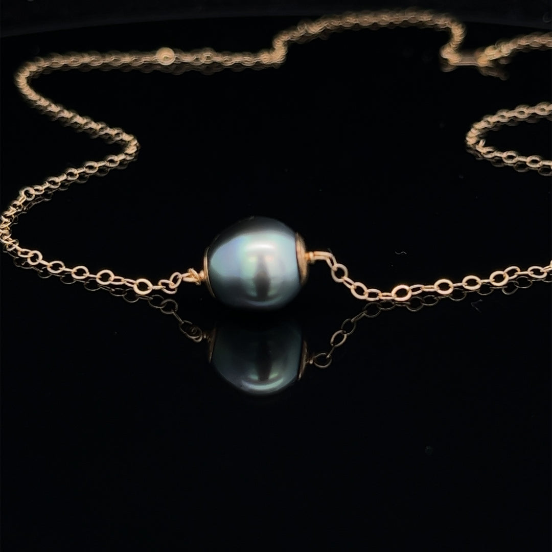 van luna - tahitian pearl necklace - workshopunderground.com