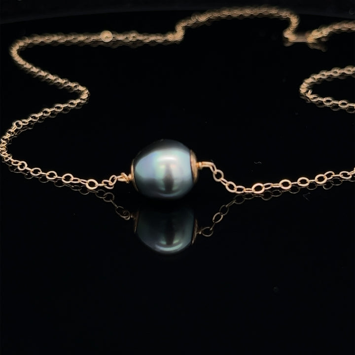 van luna - tahitian pearl necklace - workshopunderground.com