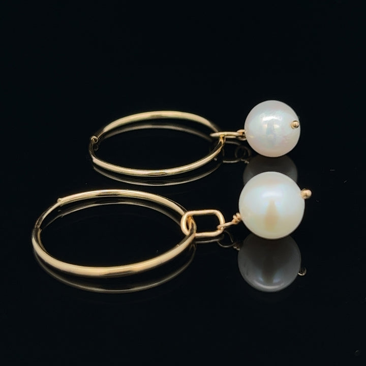 van luna - akoya pearl classic gold hoops - workshopunderground.com