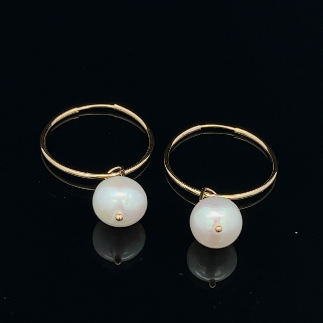 van luna - akoya pearl classic gold hoops - workshopunderground.com