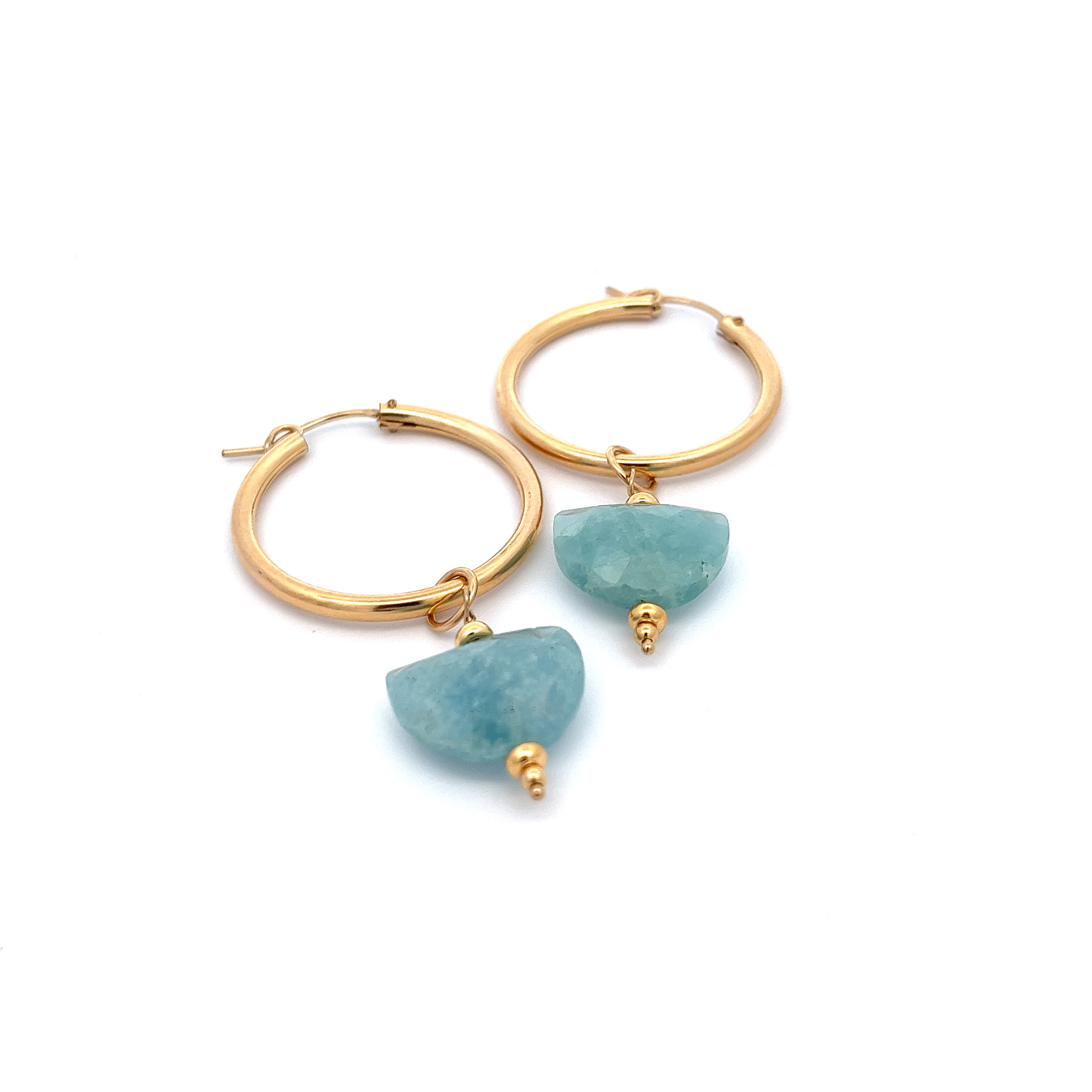 aquamarine gemstones