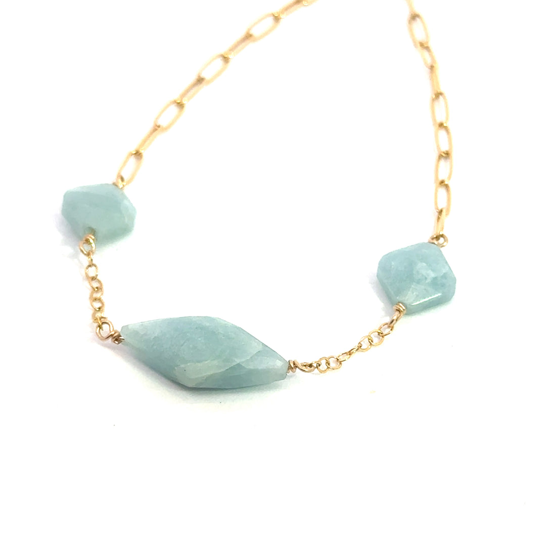 three-stone aquamarine paperclip necklace