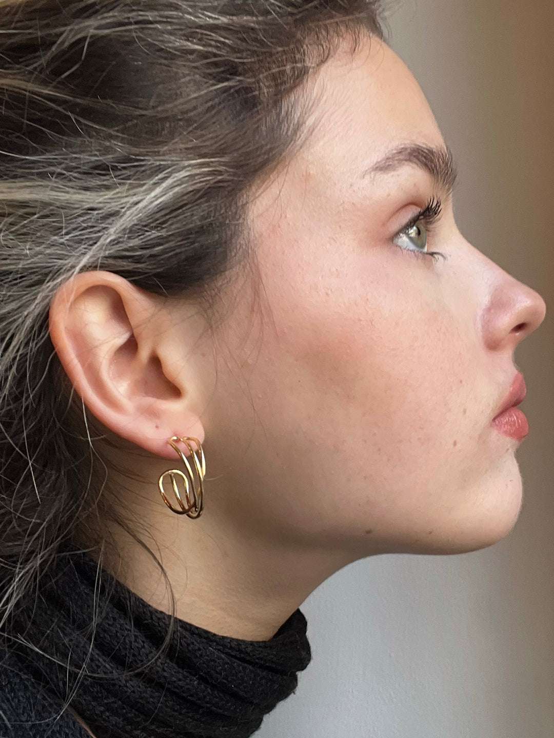 14K-gold-filled intertwined hoops - workshopunderground.com
