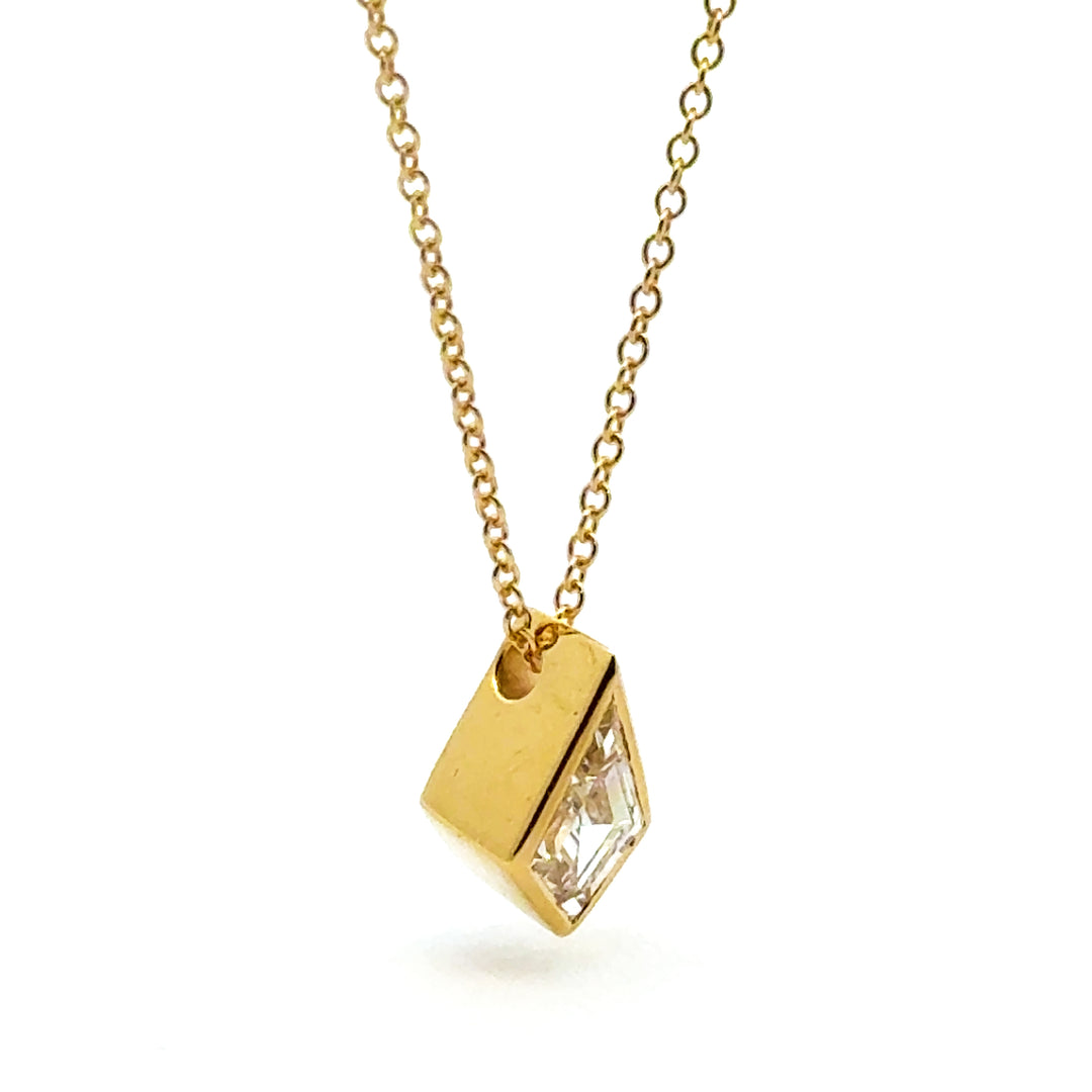 Linea - Full Bezel Kite Diamond Necklace, 18K yellow gold