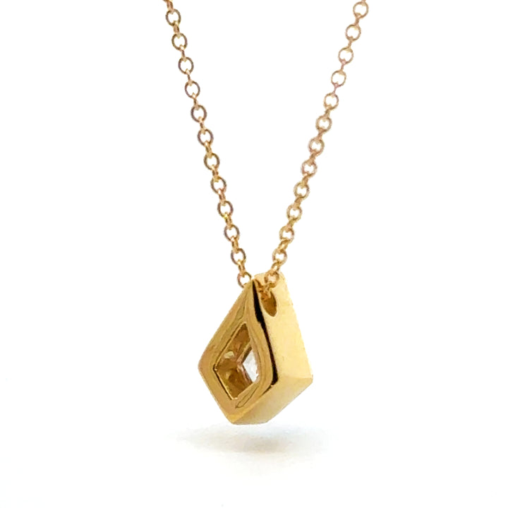 Linea - Full Bezel Kite Diamond Necklace, 18K yellow gold