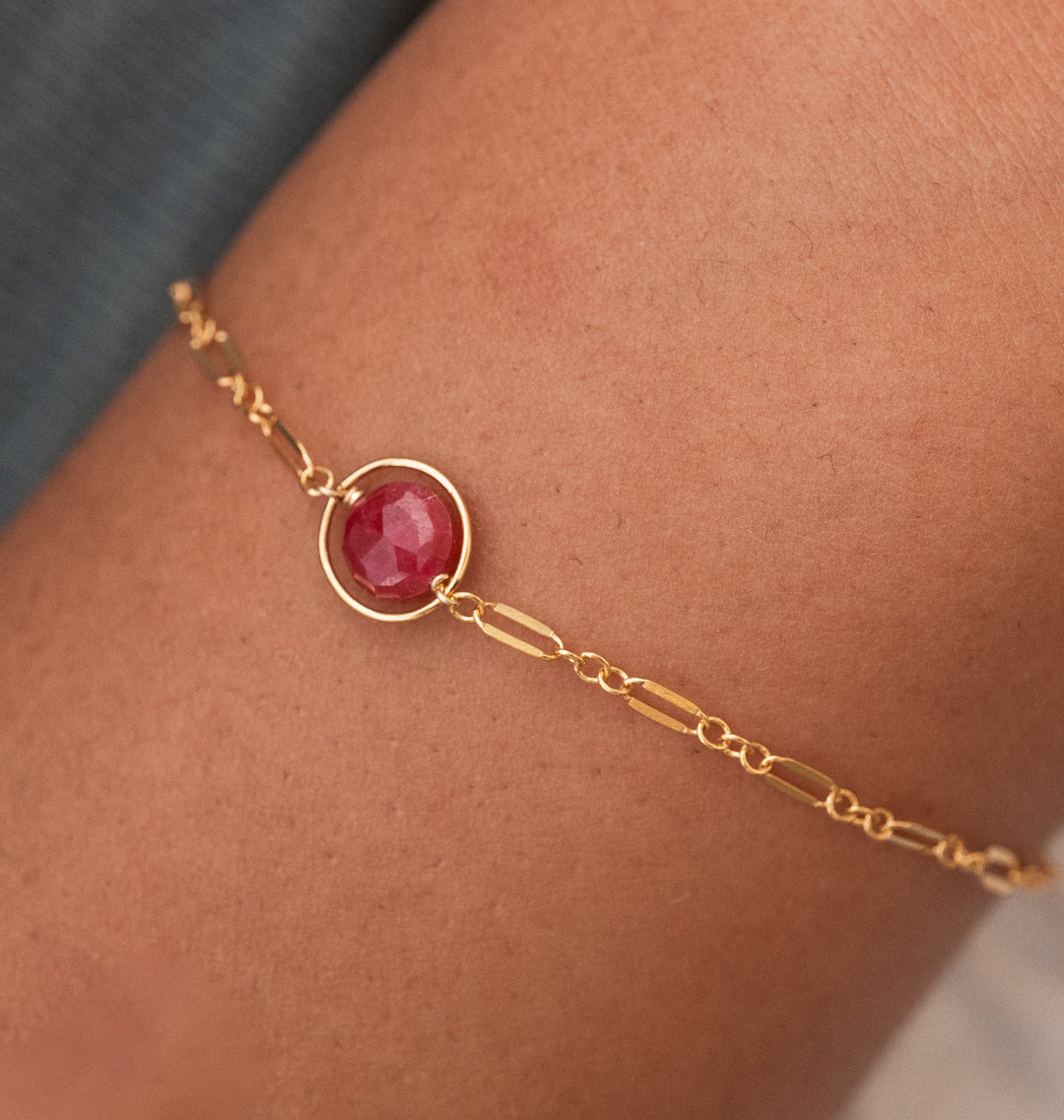 halo birthstone shimmer link bracelet