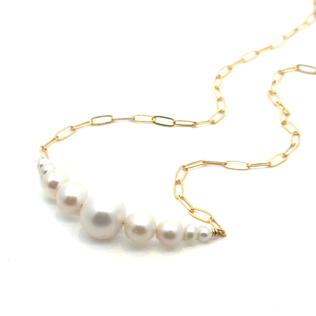 bold graduated pearl bar necklace