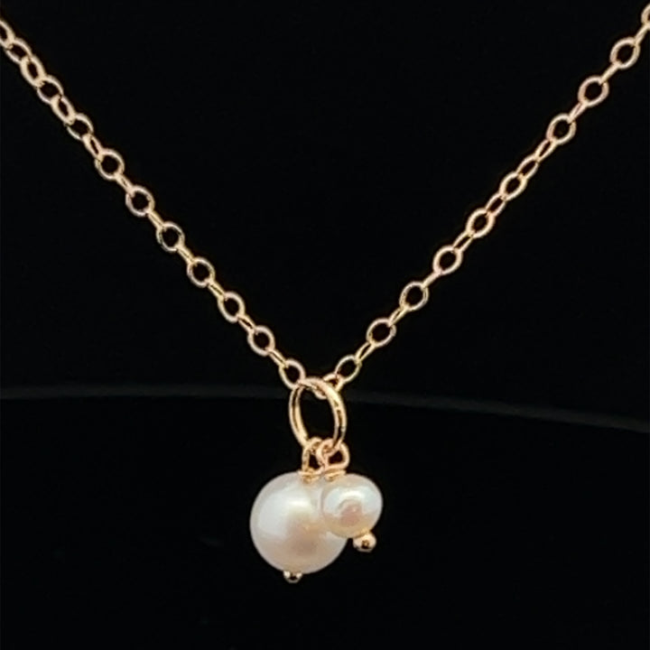 van luna - akoya pearl duet pendant necklace - workshopunderground.com
