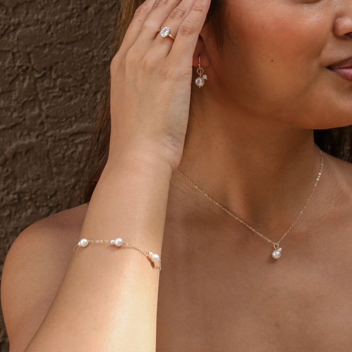 14K van luna - akoya pearl duet three-station bracelet