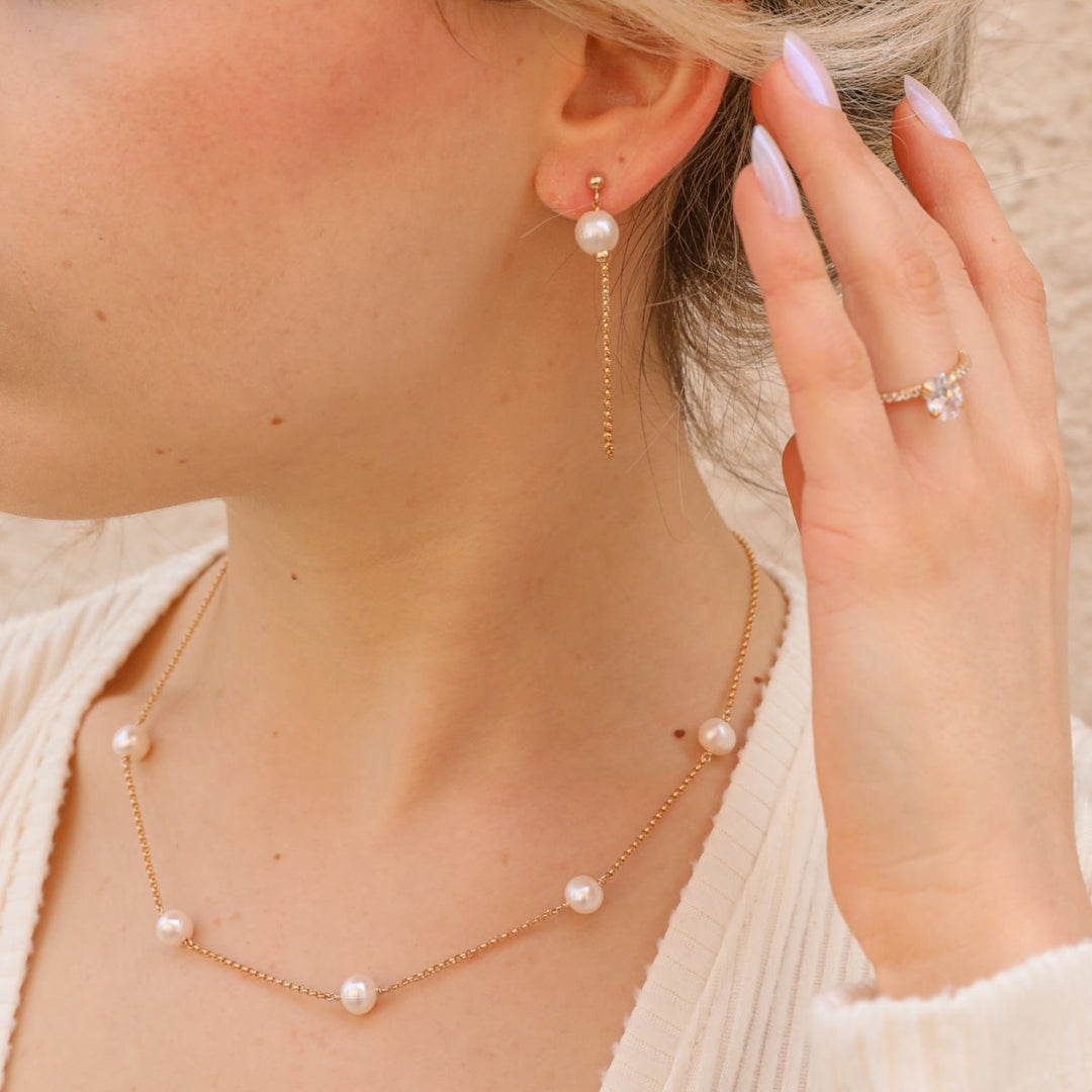 pearl chain swing earrings