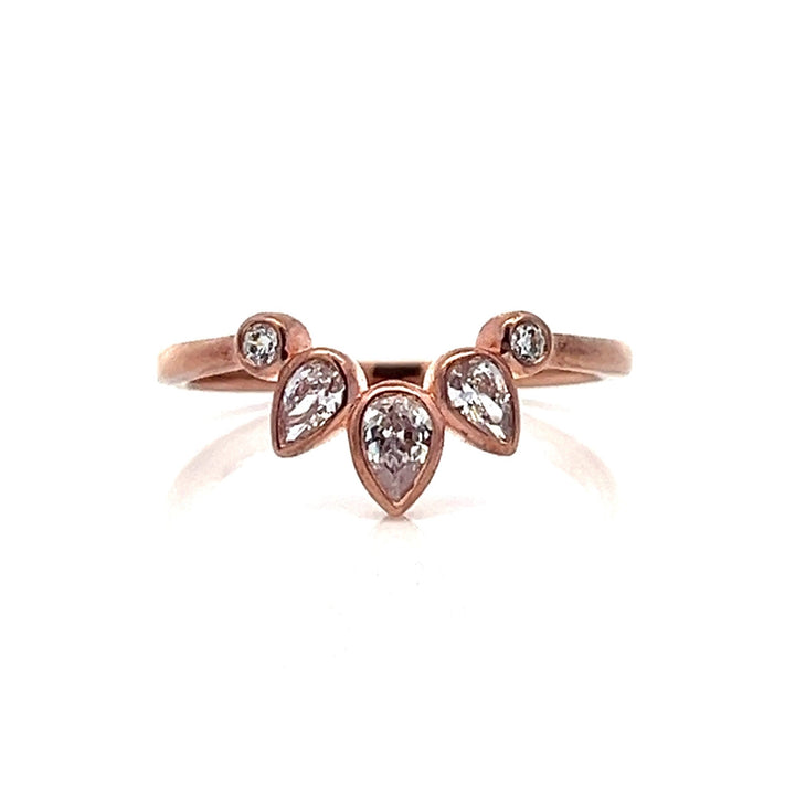 crown pear-shaped diamond band