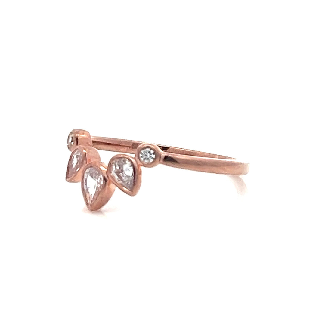 crown pear-shaped diamond band