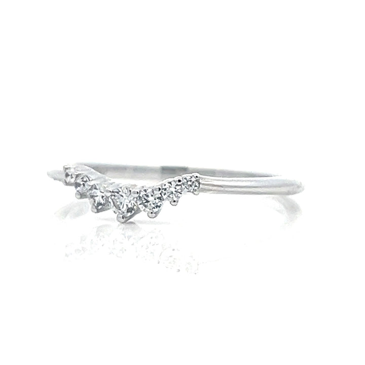 graduated tiara diamond band