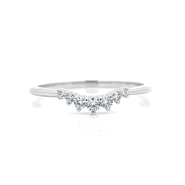 graduated tiara diamond band