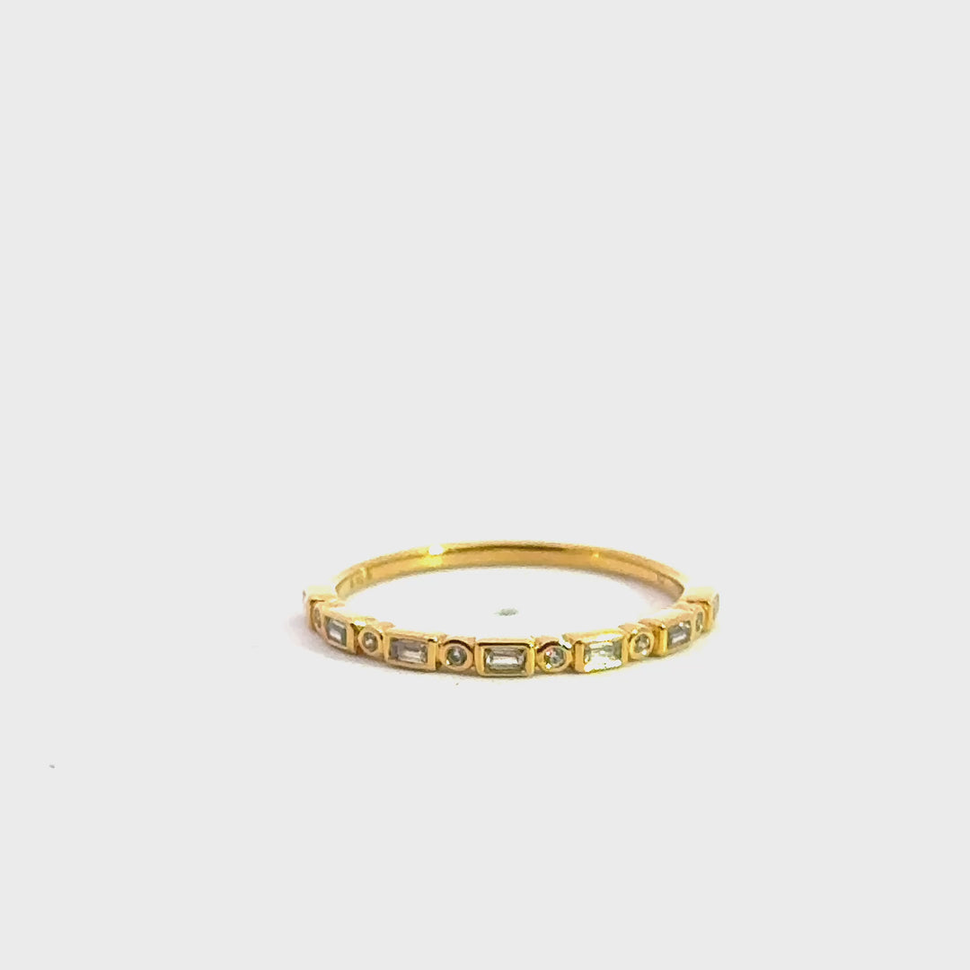 baguette & round bezel-set diamond band