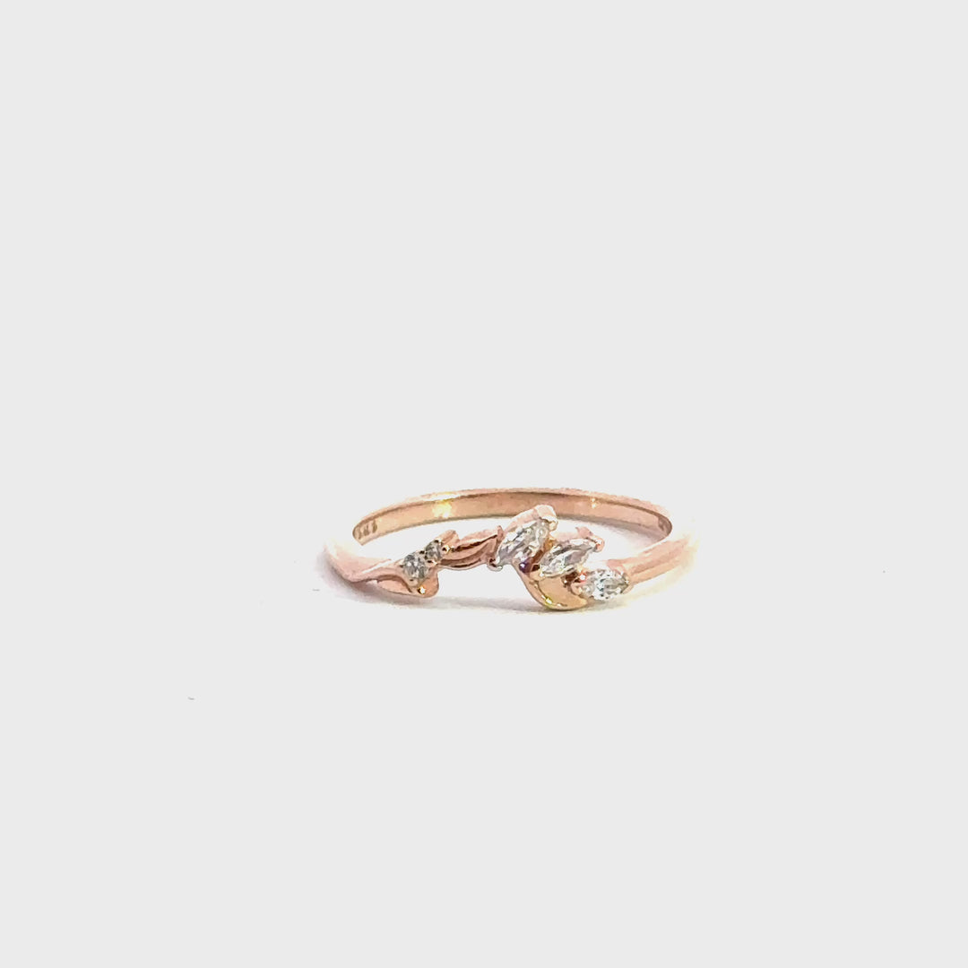 asymmetrical nature-inspired diamond band