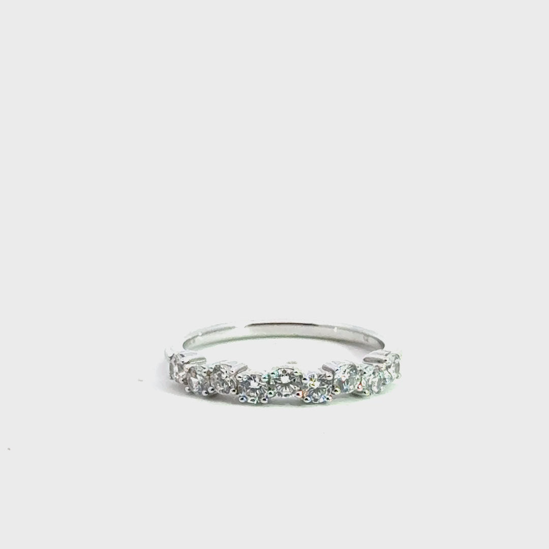 floating diamond band