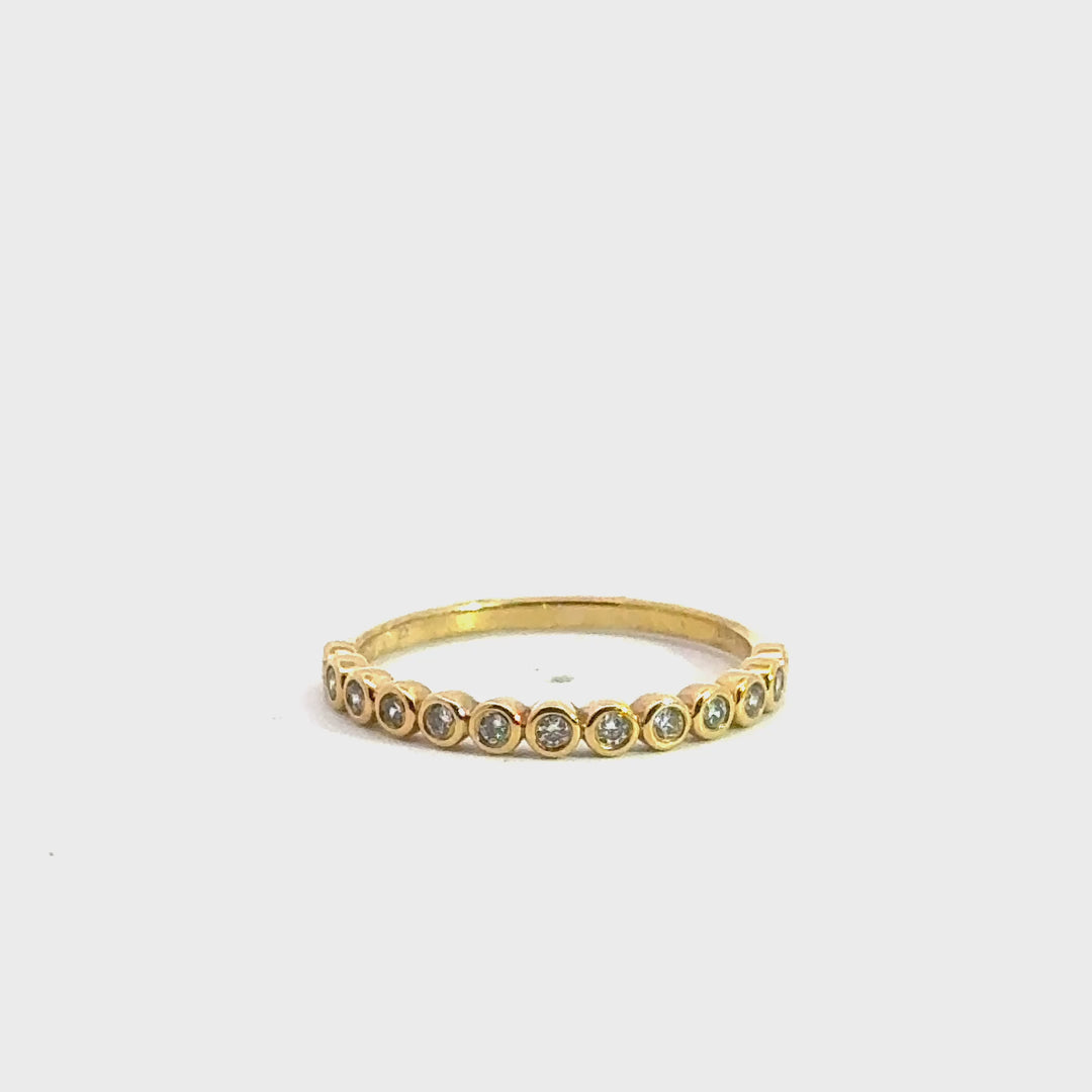 round bezel diamond band