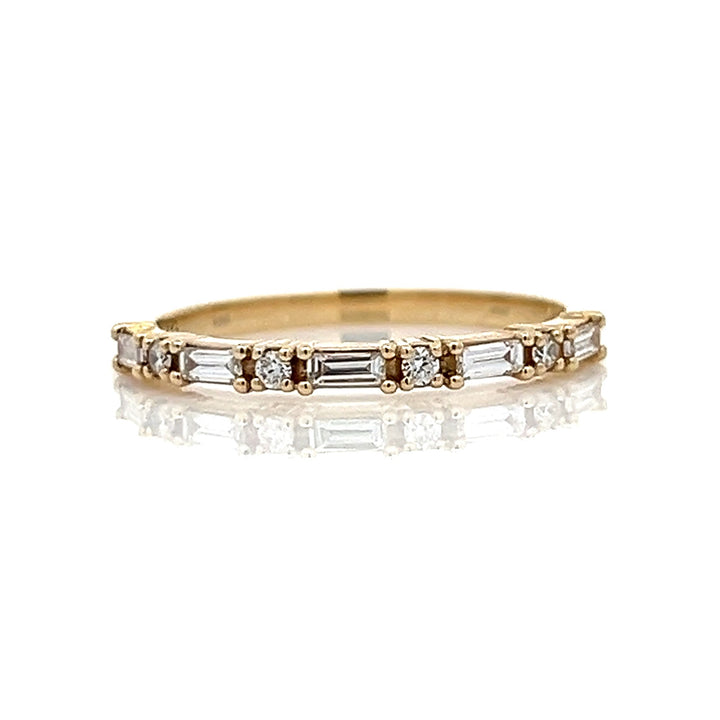 baguette & round diamond band