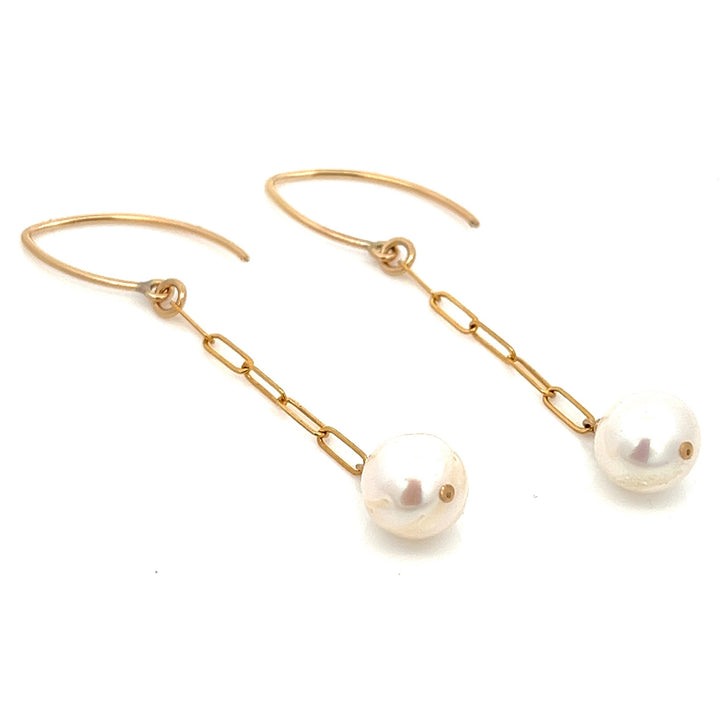round pearl elongated chain drop earrings