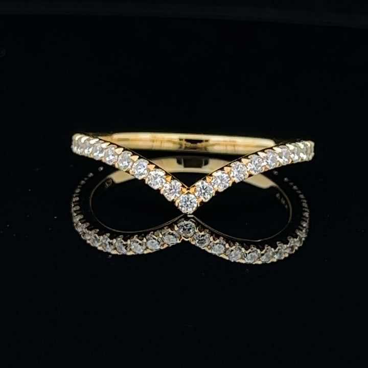 v-shaped round contour diamond band - .38 ctw - workshopunderground.com