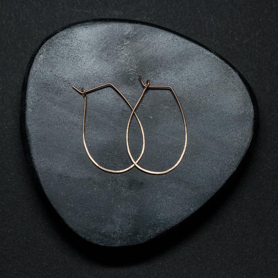 "bianco" - artisanal hammered earrings - workshopunderground.com