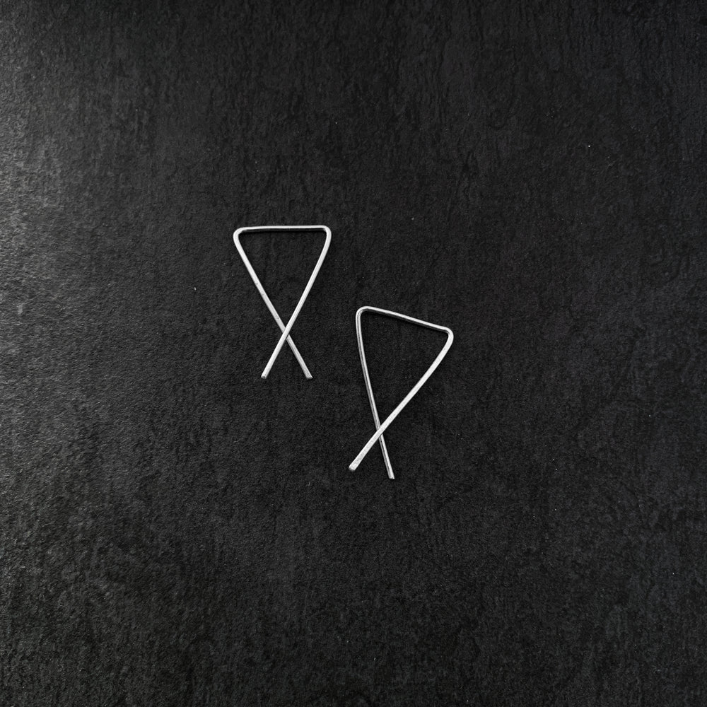 "fiore" - artisanal hammered earrings - workshopunderground.com