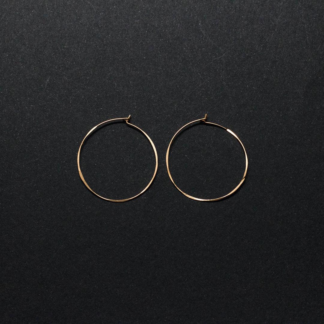 "classico" - artisanal hammered earrings - workshopunderground.com