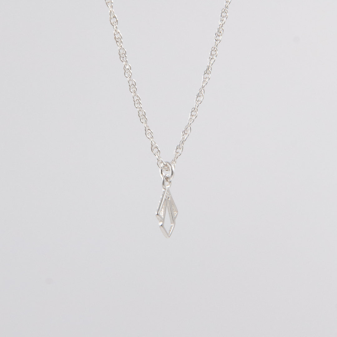New Deco - mini geo motif pendant necklace - gold or silver - workshopunderground.com