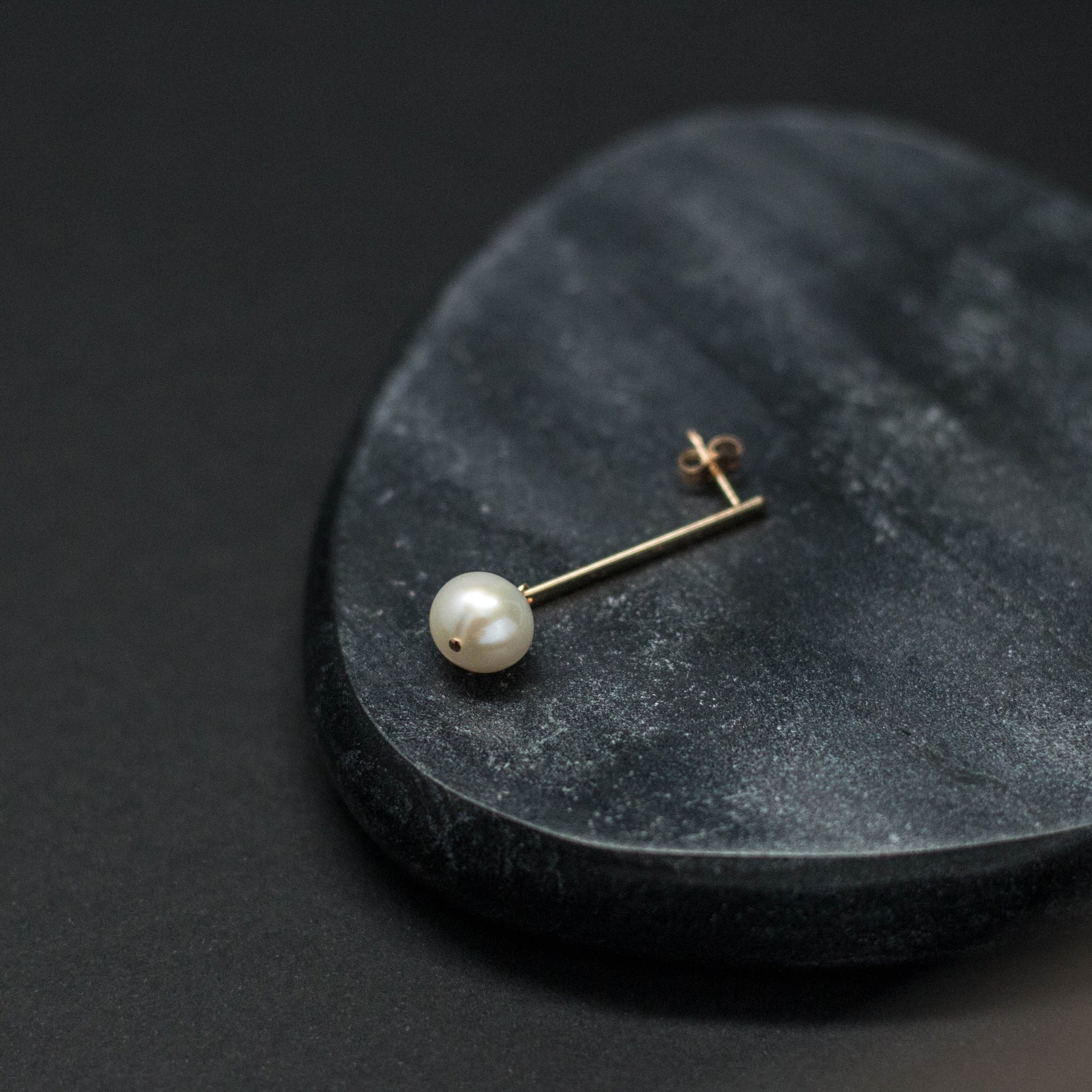 Pearl Earrings | Baroque Pearl Earrings | Coin Pearl Earrings | Q Evon