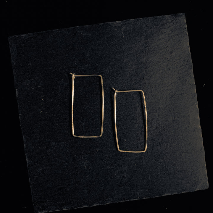 "figurati" - artisanal hammered earrings - workshopunderground.com